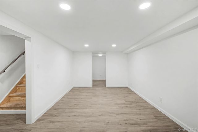 6 Maple Lane, Massapequa Park, NY 11762