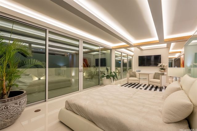 2533 Ala Wai Boulevard PH, Honolulu, HI 96815