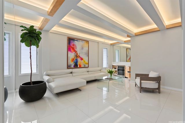 2533 Ala Wai Boulevard PH, Honolulu, HI 96815