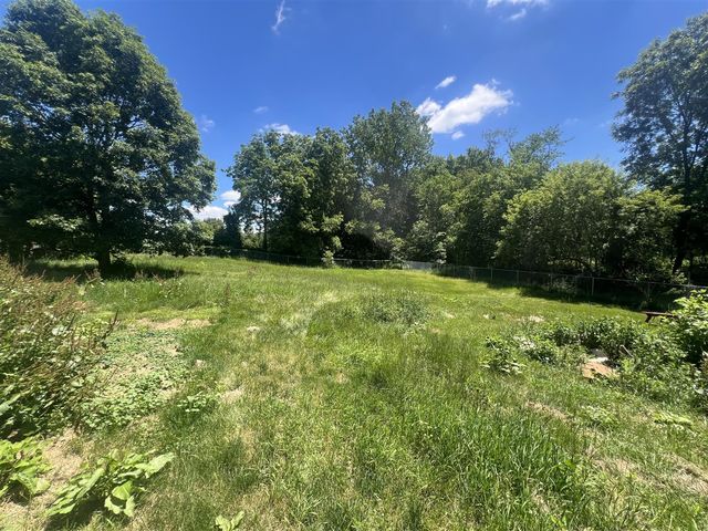10191 Moscow Road, Jonesville, MI 49250