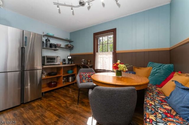 98 Church Rd, Holland Twp., NJ 08848