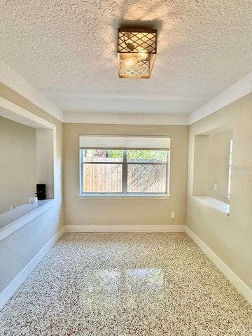 2918 10TH AVENUE N, St Petersburg, FL 33713