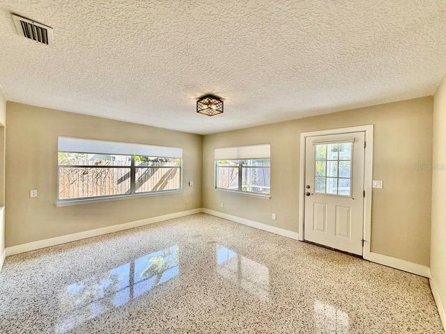 2918 10TH AVENUE N, St Petersburg, FL 33713