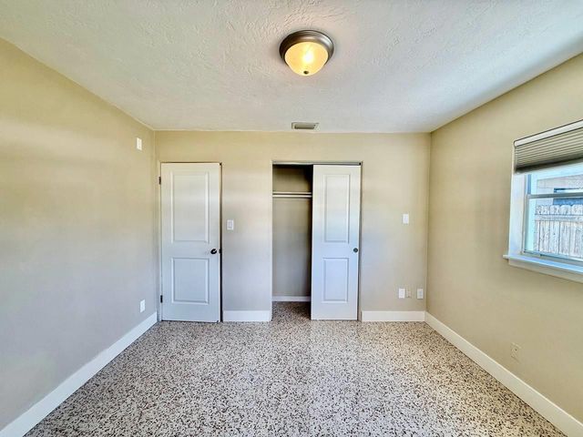 2918 10TH AVENUE N, St Petersburg, FL 33713