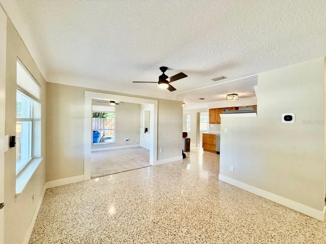 2918 10TH AVENUE N, St Petersburg, FL 33713