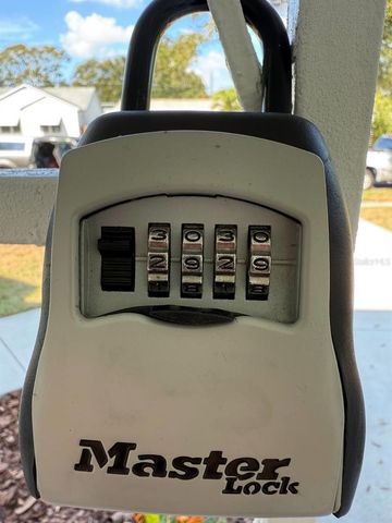 2918 10TH AVENUE N, St Petersburg, FL 33713