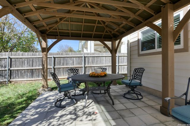 5 Greta Dr, San Antonio, TX 78248