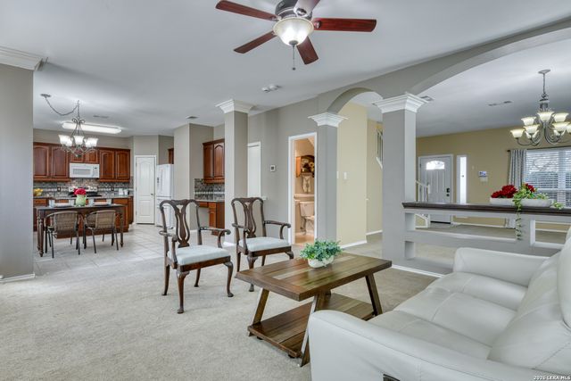 5 Greta Dr, San Antonio, TX 78248