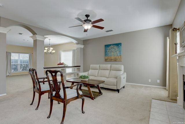 5 Greta Dr, San Antonio, TX 78248