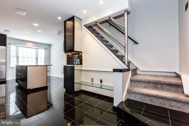 331 BRISTOL CIR, Exton, PA 19341