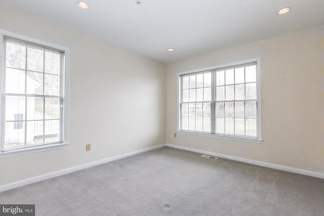 331 BRISTOL CIR, Exton, PA 19341