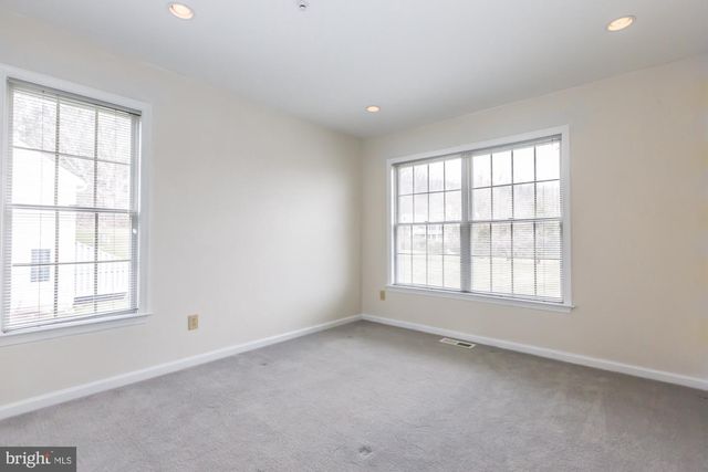 331 BRISTOL CIR, Exton, PA 19341