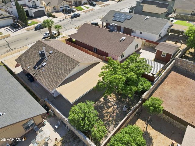 12511 Flora Alba Drive, El Paso, TX 79928