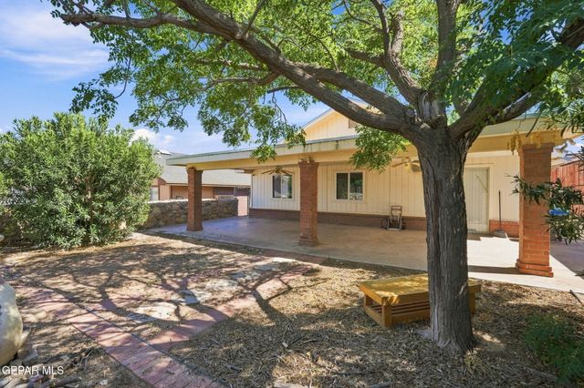 12511 Flora Alba Drive, El Paso, TX 79928