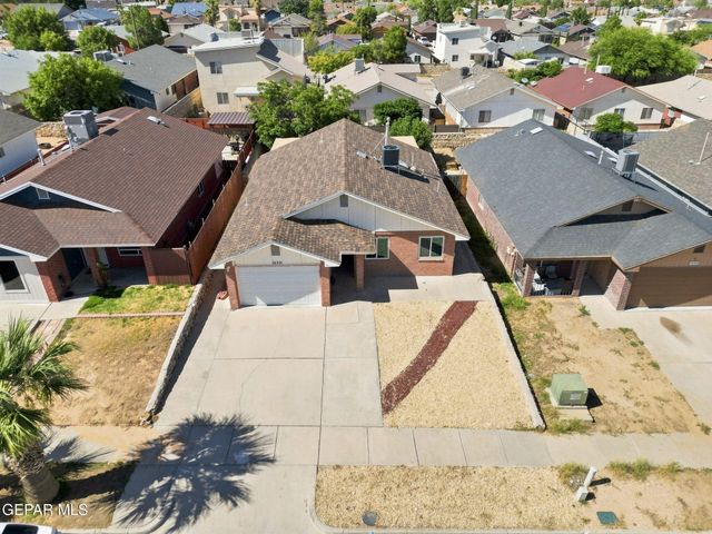 12511 Flora Alba Drive, El Paso, TX 79928