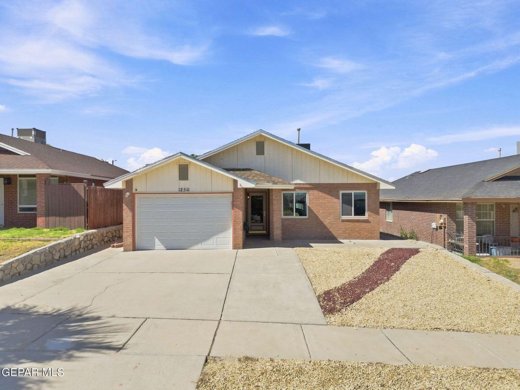 12511 Flora Alba Drive, El Paso, TX 79928