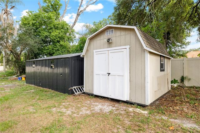 8212 SUNNY VALE PLACE, Tampa, FL 33615