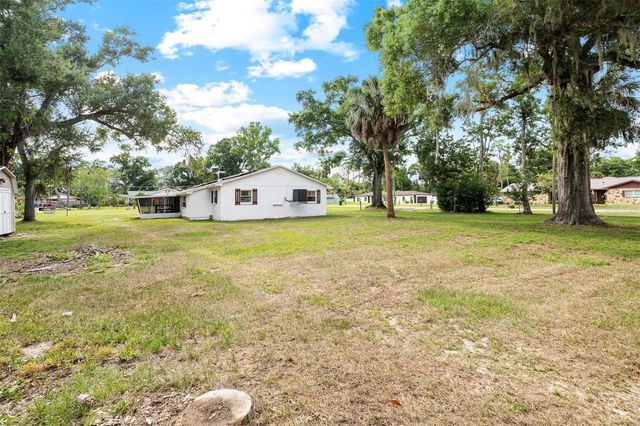 8212 SUNNY VALE PLACE, Tampa, FL 33615