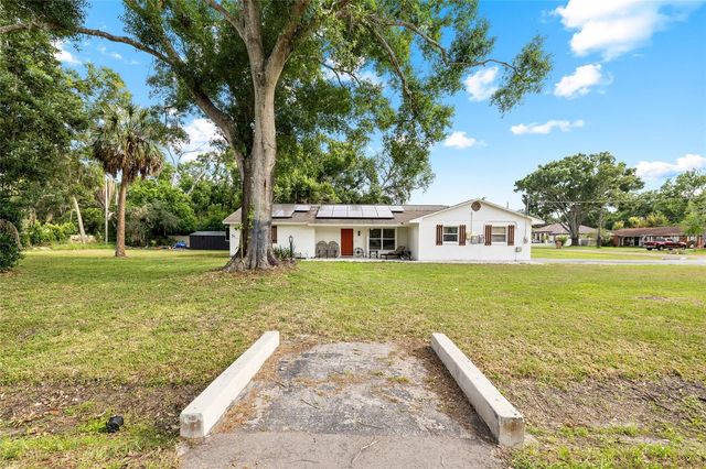 8212 SUNNY VALE PLACE, Tampa, FL 33615