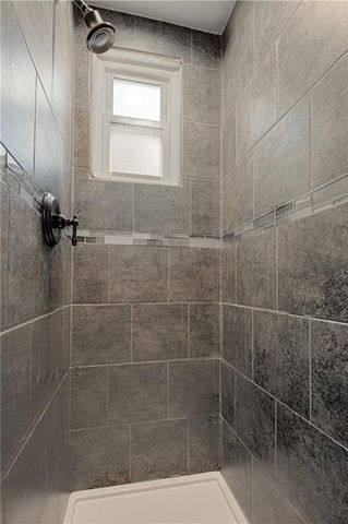 7909 N Pennsylvania Avenue, Kansas City, MO 64118