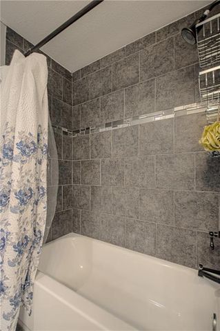 7909 N Pennsylvania Avenue, Kansas City, MO 64118