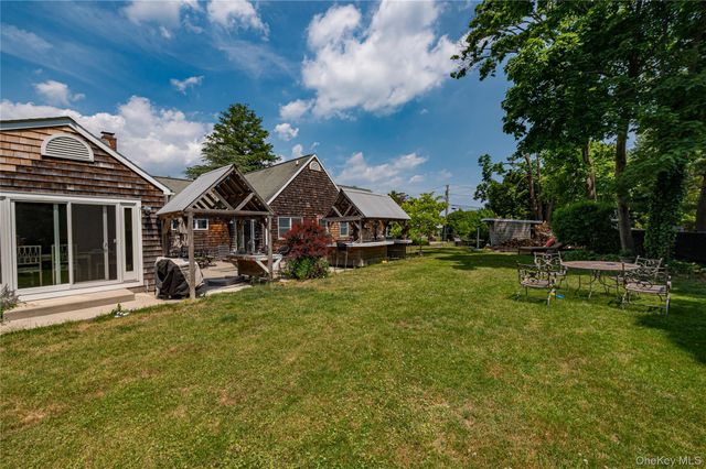 253 Melbury Road, Babylon, NY 11702