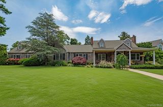 253 Melbury Road, Babylon, NY 11702