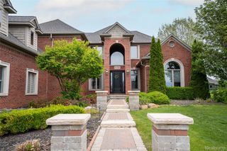 67102 Rachael Lane, Washington Township, MI 48095