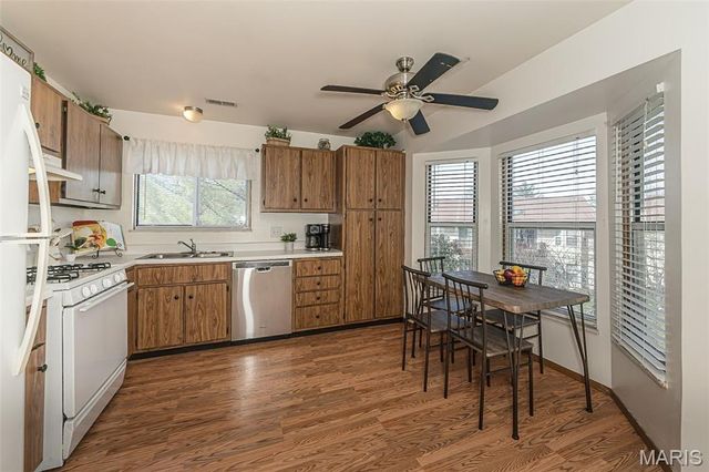 515 Starwood Drive 3, St Peters, MO 63376