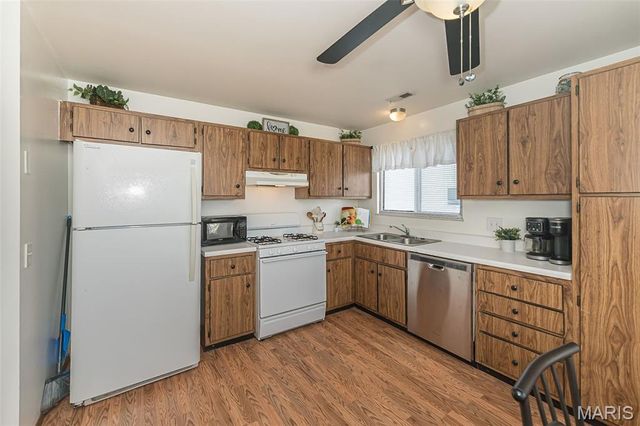 515 Starwood Drive 3, St Peters, MO 63376