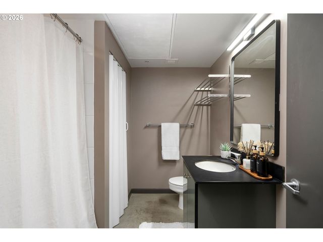 1030 Nw 12TH Ave 415, Portland, OR 97209