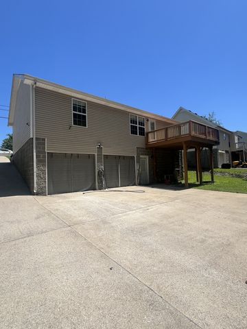 924 Granny White Rd, Clarksville, TN 37040