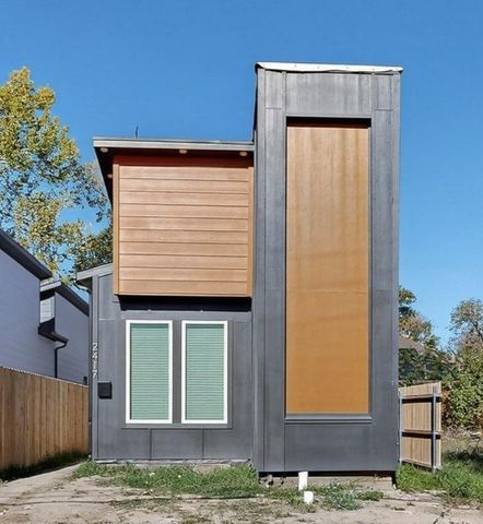 2411 Hooper Street, Dallas, TX 75215