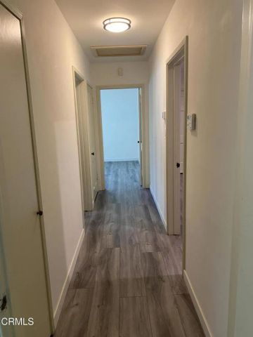 1523 N Grand Oaks Avenue, Pasadena, CA 91104
