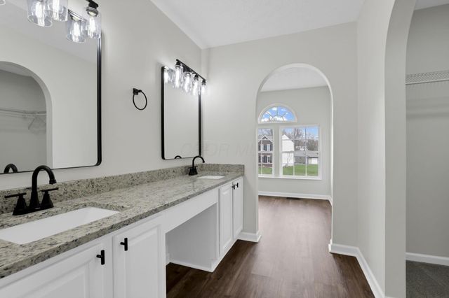 122 Spring Flower Way, Etna, OH 43062