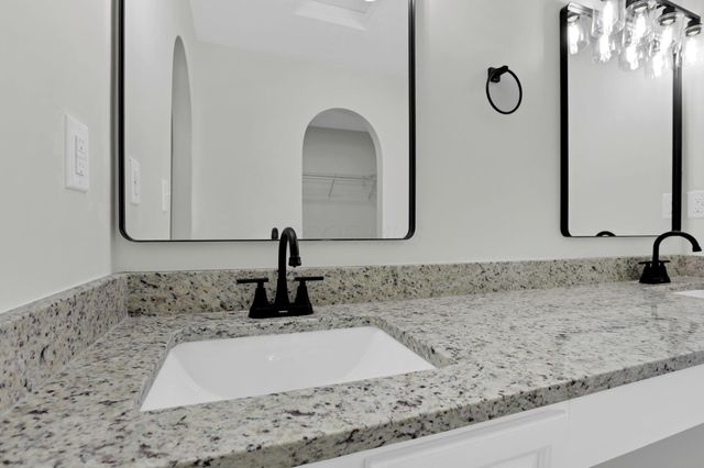 122 Spring Flower Way, Etna, OH 43062