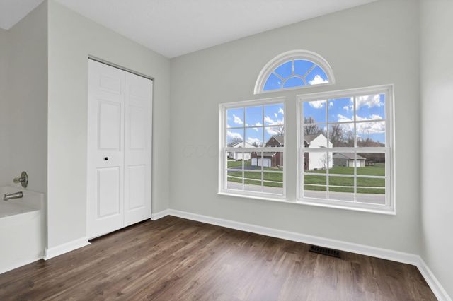 122 Spring Flower Way, Etna, OH 43062