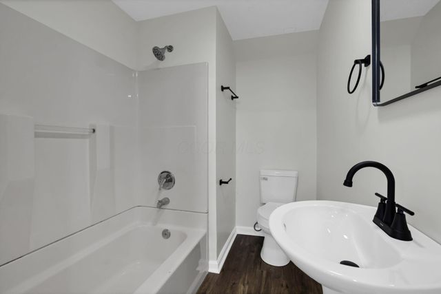 122 Spring Flower Way, Etna, OH 43062