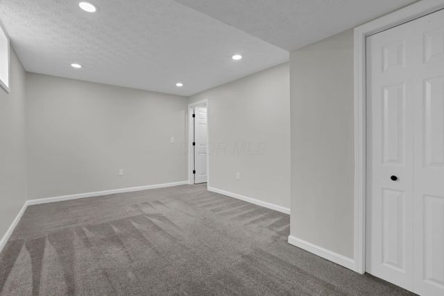 122 Spring Flower Way, Etna, OH 43062