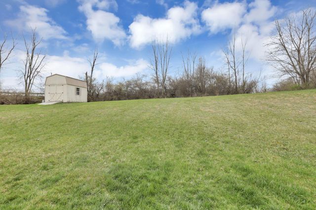 122 Spring Flower Way, Etna, OH 43062