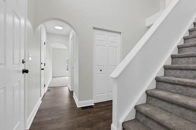 122 Spring Flower Way, Etna, OH 43062