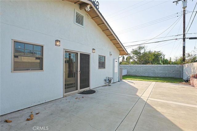 1014 Sheffield, Santa Ana, CA 92703
