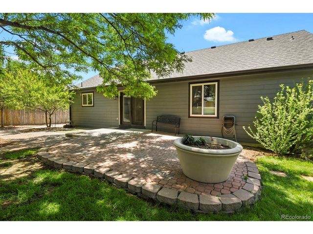882 S 14th Ave, Brighton, CO 80601