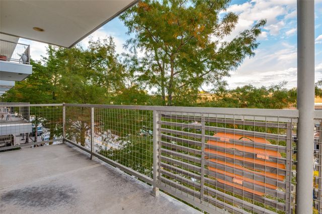 1111 S Akard Street 300, Dallas, TX 75215