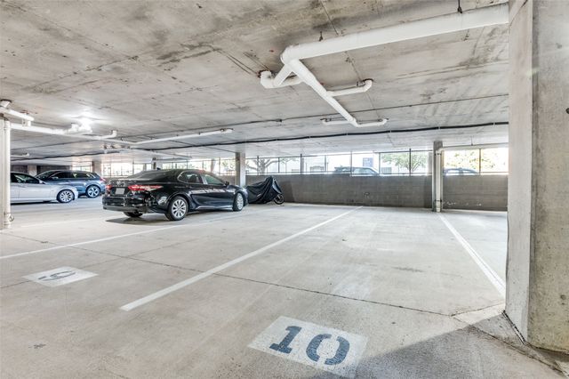 1111 S Akard Street 300, Dallas, TX 75215