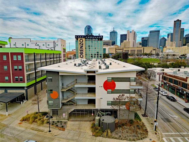 1111 S Akard Street 300, Dallas, TX 75215