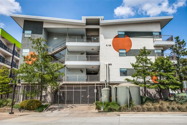1111 S Akard Street 300, Dallas, TX 75215