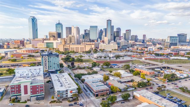 1111 S Akard Street 300, Dallas, TX 75215