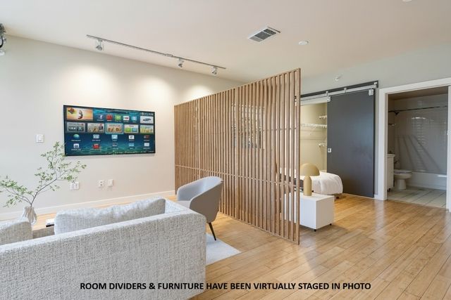 1111 S Akard Street 300, Dallas, TX 75215