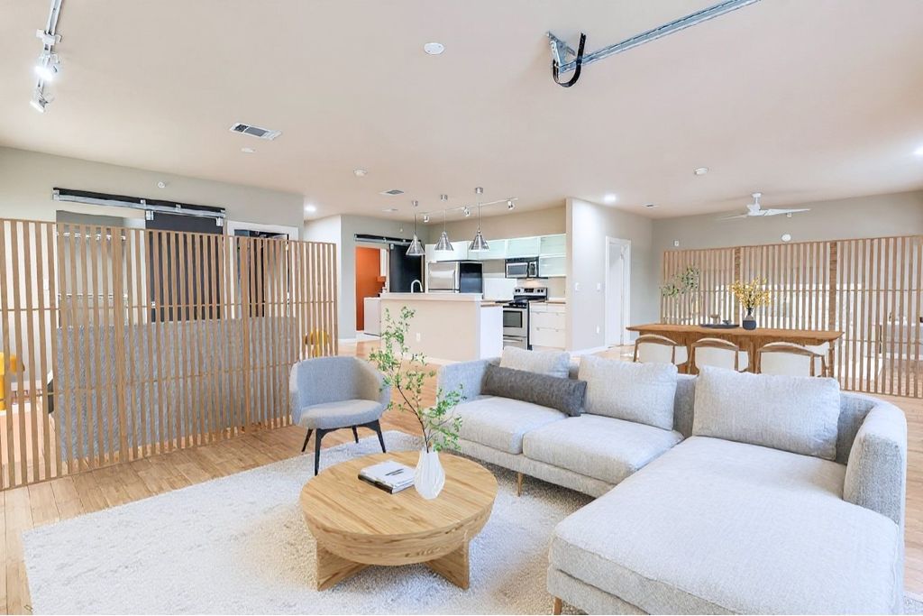 1111 S Akard Street 300, Dallas, TX 75215